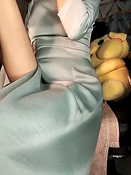 Lucy limon online show from 12-18-25, 09:10