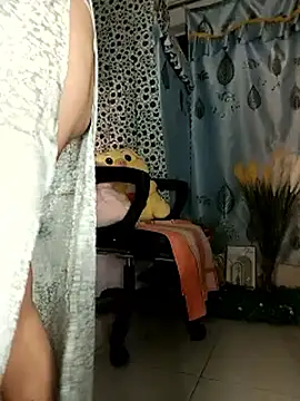 Lucy limon online show from 12-19-25, 09:22