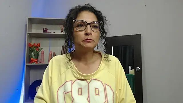 Snapshot of arianna_ros3 chatting on 01-25-25, 05:40 arianna ros3 online show from 01-25-25, 05:40