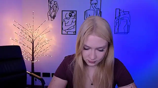 playful sophie online show from 07-20-26, 07:16
