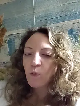 KattyLuuu online show from 11-22-25, 08:52