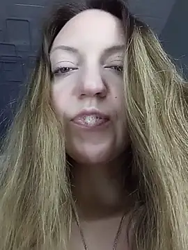 Snapshot of KattyLuuu chatting on 05-16-26, 12:07 KattyLuuu online show from 05-16-26, 12:07