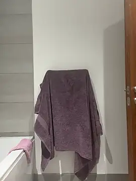 LavenderBuxton online show from 03-21-26, 12:26