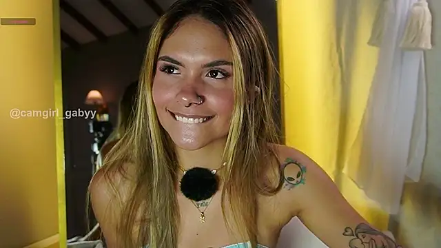 Gaby Ferrer online show from 05-18-26, 02:56