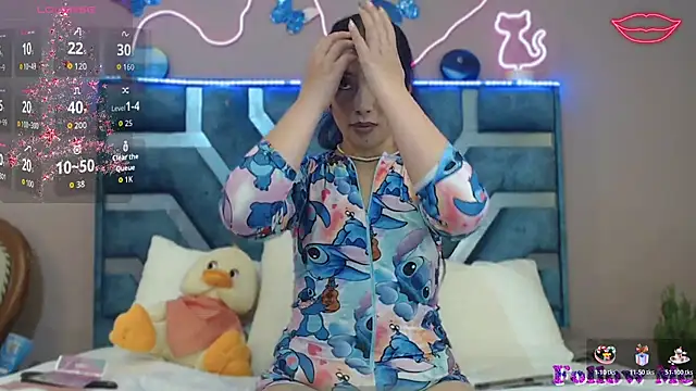 Roxan Fox- online show from 12-16-25, 02:05