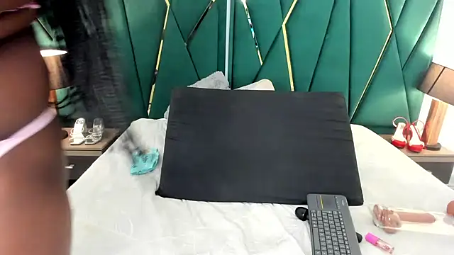 Tamara Myller online show from 09-22-25, 12:18