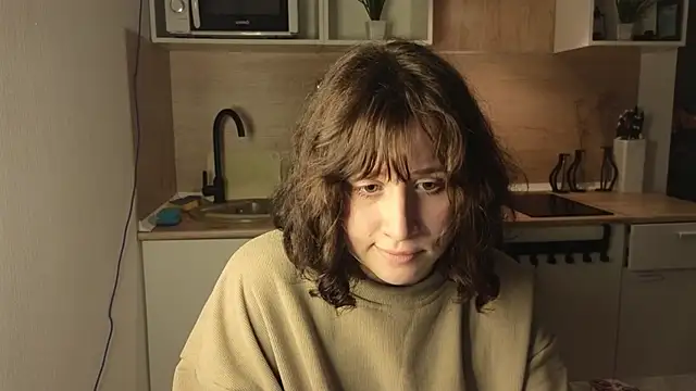 Snapshot of whatamarrie chatting on 12-22-24, 08:47 whatamarrie online show from 12-22-24, 08:47