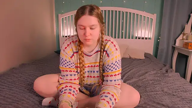 Ellie Wellie online show from 11-16-25, 07:41