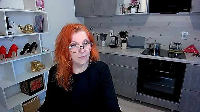 Fire-Fox-One online show from 05-11-26, 06:05