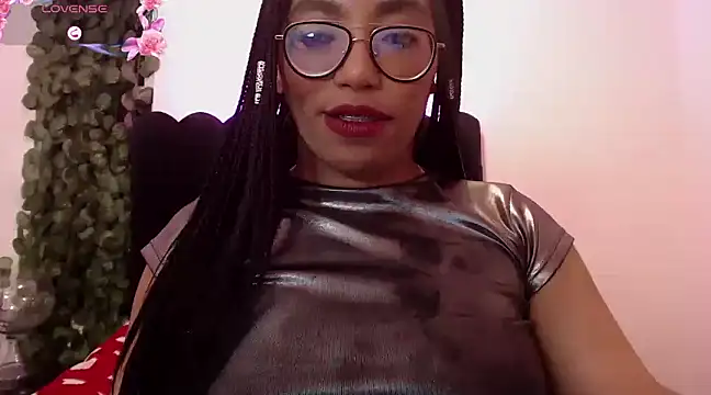 AmyBriiggs online show from 02-02-25, 10:57