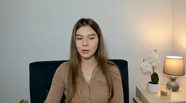 Snapshot of CamilaAmazing chatting on 01-10-25, 12:17 CamilaAmazing online show from 01-10-25, 12:17