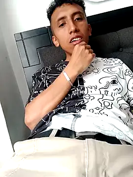 Alex-col online show from 12-26-24, 04:36