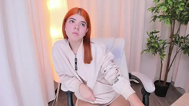 Maddy bennet online show from 02-20-25, 07:12