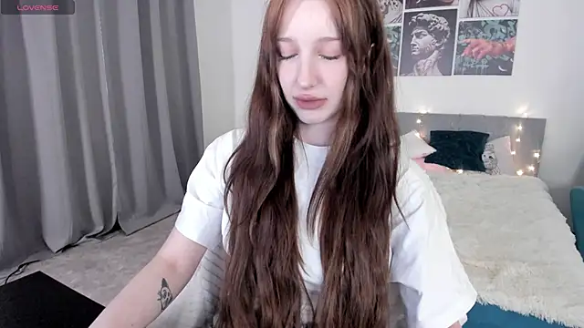 Lissa Meow  online show from 06-05-26, 06:52