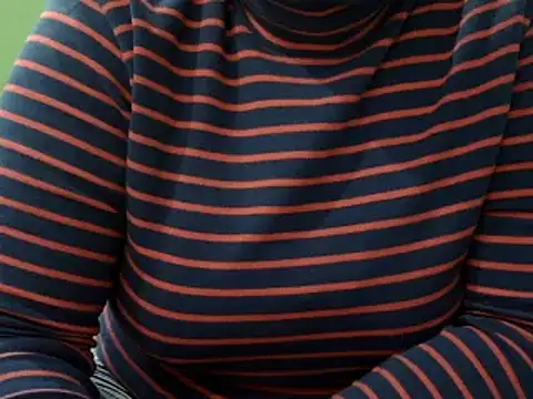 Housewife12 online show from 03-10-25, 05:50