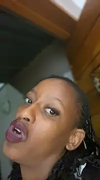 Snapshot of teddy04 chatting on 02-16-25, 07:05 teddy04 online show from 02-16-25, 07:05