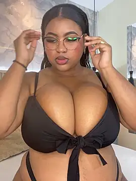 AinaraJimenez online show from 05-18-26, 08:03