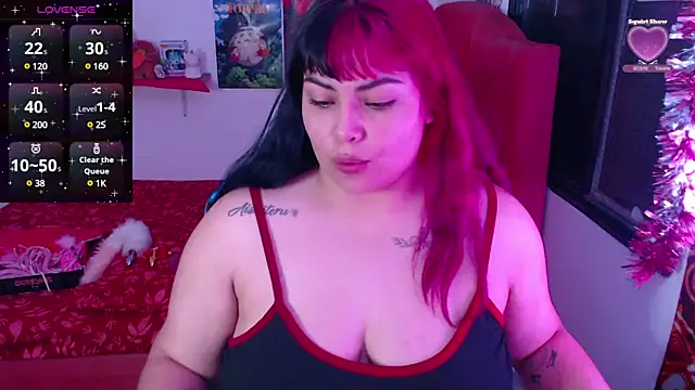 Snapshot of Pinky-Flower chatting on 01-18-25, 11:11 Pinky-Flower online show from 01-18-25, 11:11