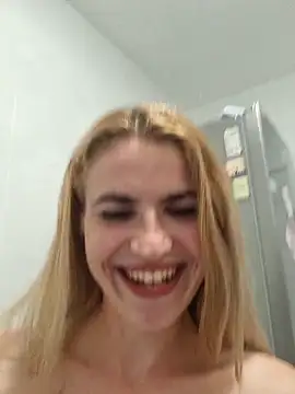 Anne-Mo online show from 10-06-25, 06:49