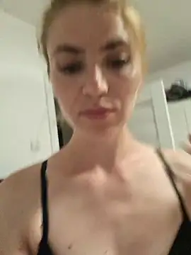 Anne-Mo online show from 08-04-26, 07:38