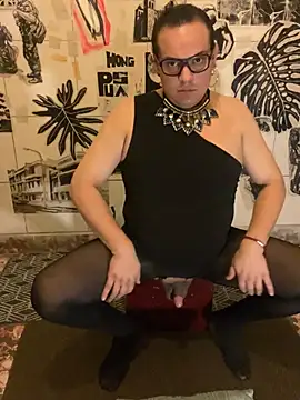 NikkelSofia online show from 02-10-25, 03:21