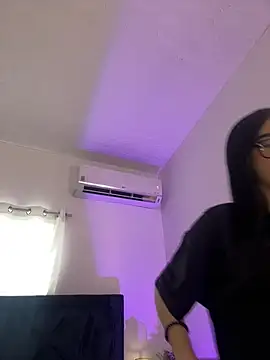Lily Woodz online show from 07-01-26, 07:13