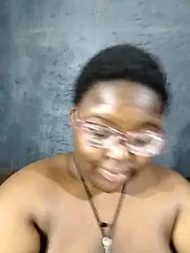 Damm Bobbies online show from 06-18-26, 07:29