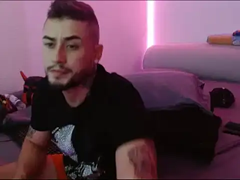 miia-liiam online show from 01-11-25, 06:56