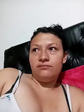 Snapshot of kattia_bk chatting on 12-29-24, 10:47 kattia bk online show from 12-29-24, 10:47