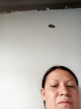 Snapshot of kattia_bk chatting on 09-10-25, 08:20 kattia bk online show from 09-10-25, 08:20