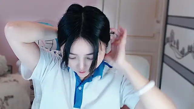 xiao-xiao-D online show from 03-12-25, 04:51