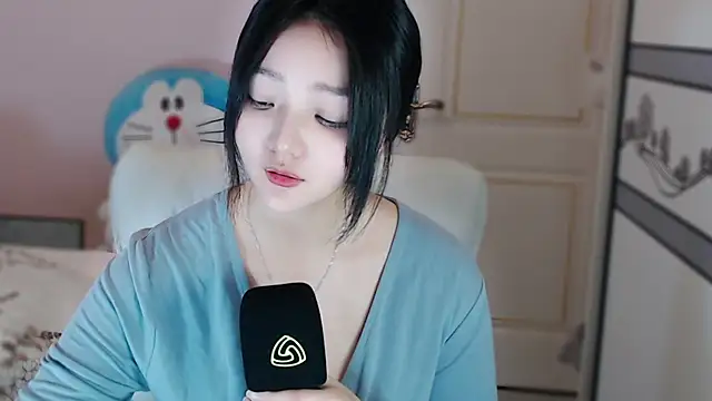 xiao-xiao-D online show from 03-12-25, 07:57