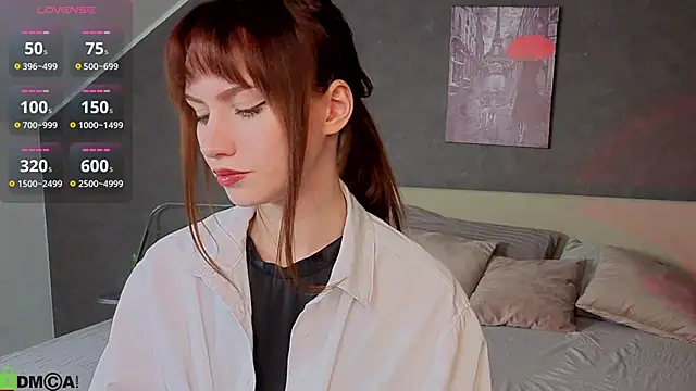 Mollly Rouge online show from 11-20-25, 12:11