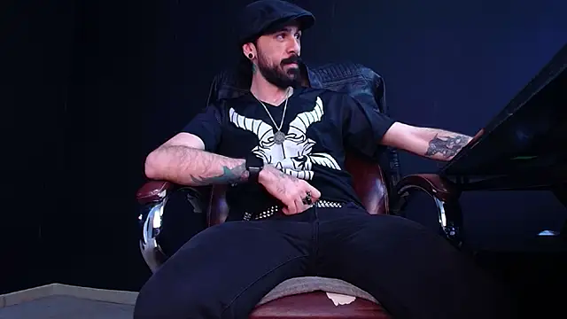 AxelColton online show from 11-13-25, 11:31