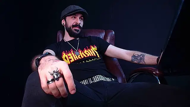 AxelColton online show from 12-05-25, 06:22