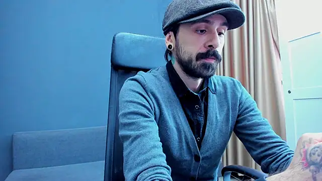 AxelColton online show from 12-21-25, 11:39