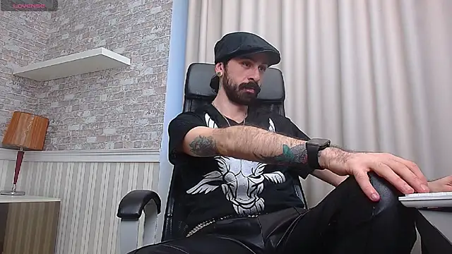 AxelColton online show from 01-08-26, 06:16