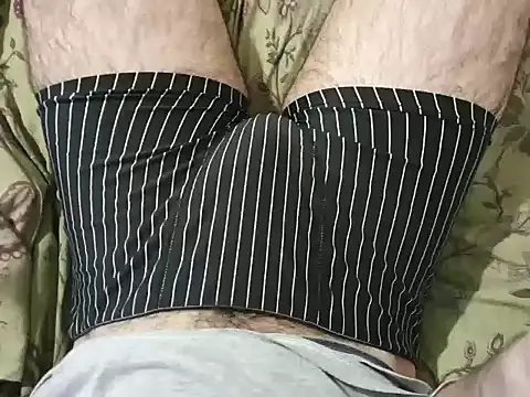 Snapshot of bomvemcam chatting on 01-14-25, 10:48 bomvemcam online show from 01-14-25, 10:48