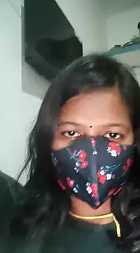 Snapshot of Tamil_Sanjana_ chatting on 01-06-25, 03:08 Tamil Sanjana online show from 01-06-25, 03:08