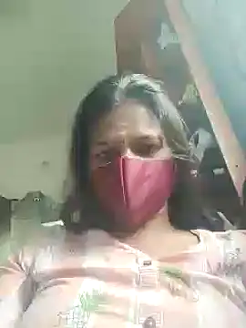 Snapshot of Tamil_Sanjana_ chatting on 03-05-25, 06:54 Tamil Sanjana online show from 03-05-25, 06:54