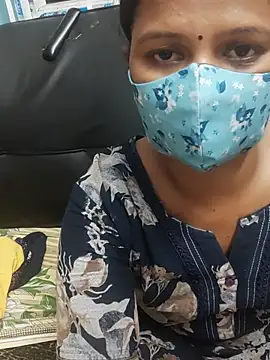 Snapshot of Tamil_Sanjana_ chatting on 03-17-25, 05:38 Tamil Sanjana online show from 03-17-25, 05:38