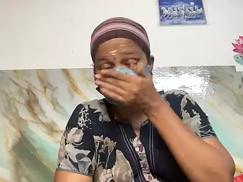 Snapshot of Tamil_Sanjana_ chatting on 09-13-25, 01:33 Tamil Sanjana online show from 09-13-25, 01:33