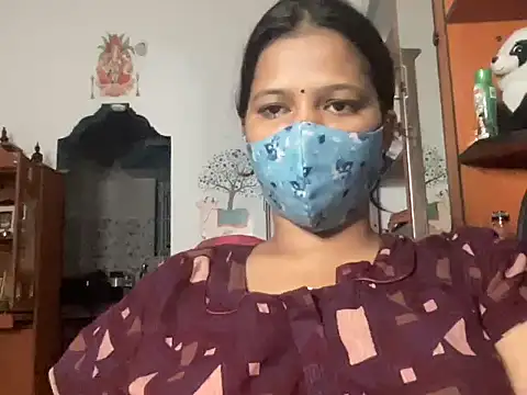 Snapshot of Tamil_Sanjana_ chatting on 09-17-25, 11:28 Tamil Sanjana online show from 09-17-25, 11:28