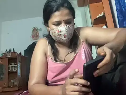 Snapshot of Tamil_Sanjana_ chatting on 10-09-25, 01:03 Tamil Sanjana online show from 10-09-25, 01:03