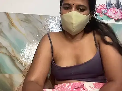 Snapshot of Tamil_Sanjana_ chatting on 10-14-25, 03:02 Tamil Sanjana online show from 10-14-25, 03:02