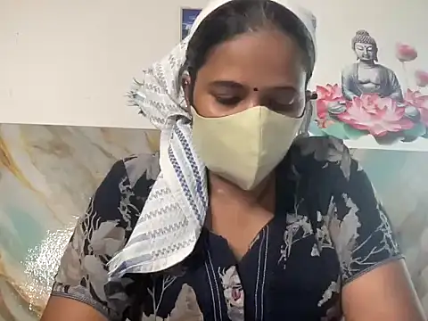 Snapshot of Tamil_Sanjana_ chatting on 10-16-25, 06:47 Tamil Sanjana online show from 10-16-25, 06:47