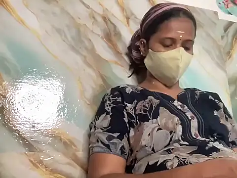 Snapshot of Tamil_Sanjana_ chatting on 10-19-25, 07:09 Tamil Sanjana online show from 10-19-25, 07:09