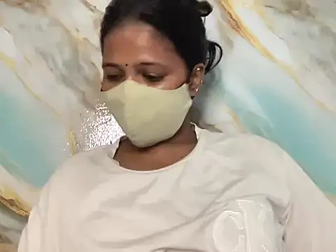 Snapshot of Tamil_Sanjana_ chatting on 10-26-25, 07:25 Tamil Sanjana online show from 10-26-25, 07:25