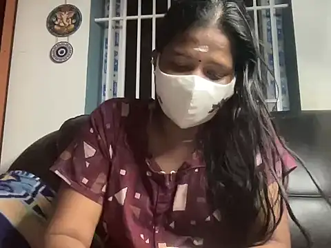 Snapshot of Tamil_Sanjana_ chatting on 05-23-26, 04:44 Tamil Sanjana online show from 05-23-26, 04:44