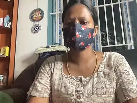Snapshot of Tamil_Sanjana_ chatting on 06-01-26, 07:37 Tamil Sanjana online show from 06-01-26, 07:37